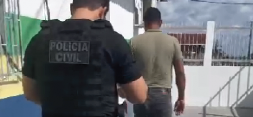 A Polícia Civil do Amazonas (PC-AM), por meio da 54ª Delegacia Interativa de Polícia (DIP) de Tonantins (a 865 quilômetros de Manaus), cumpriu, na segunda-feira (24), mandado de prisão preventiva de um homem, 43, por estupro de vulnerável contra a enteada de 8 anos. A prisão foi efetuada no município.